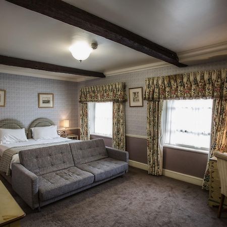 Hazlewood Castle & Spa Tadcaster Eksteriør billede