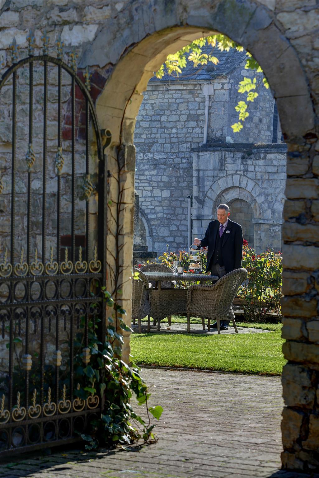 Hazlewood Castle & Spa Tadcaster Eksteriør billede