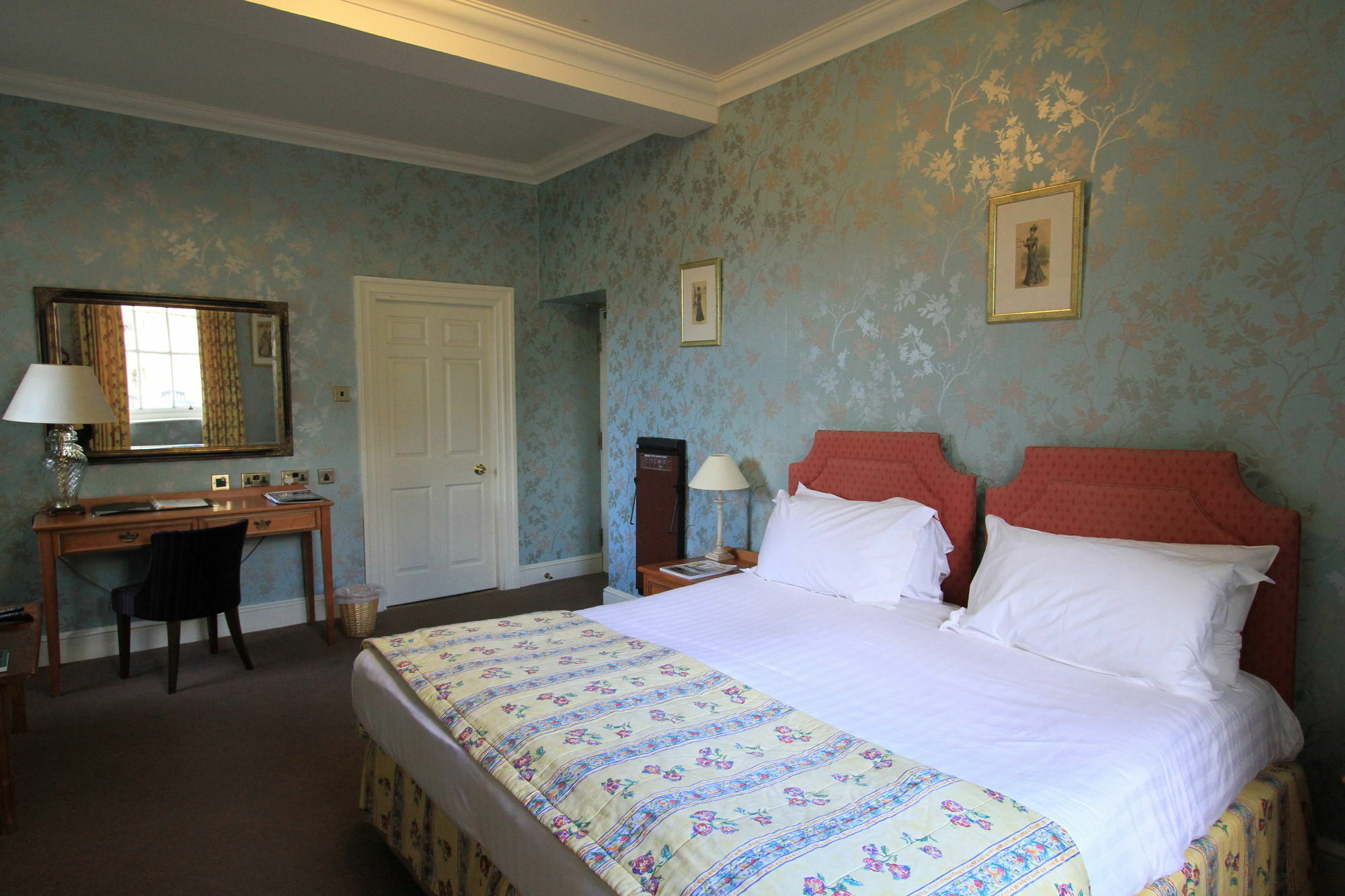 Hazlewood Castle & Spa Tadcaster Eksteriør billede